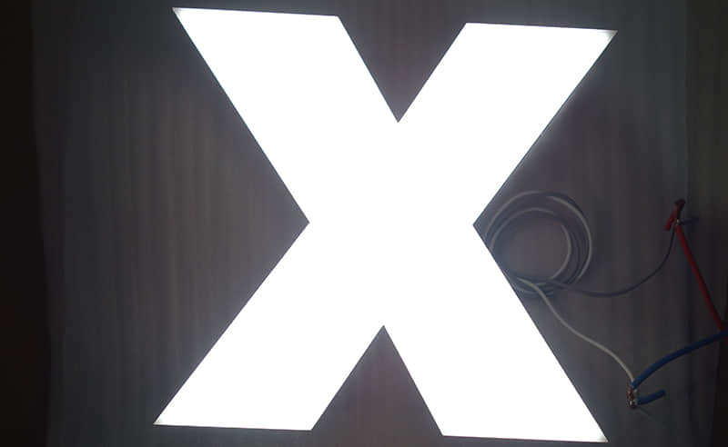 Frontlit aluminum letters
