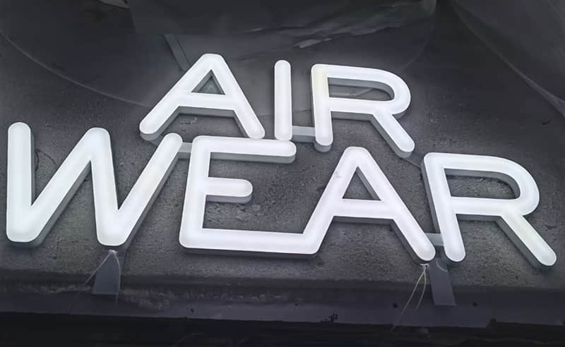 Flexible neon signage