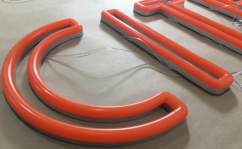 Flexible 3D neon sign