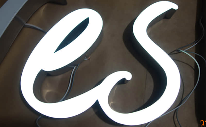 Frontlit epoxy letters